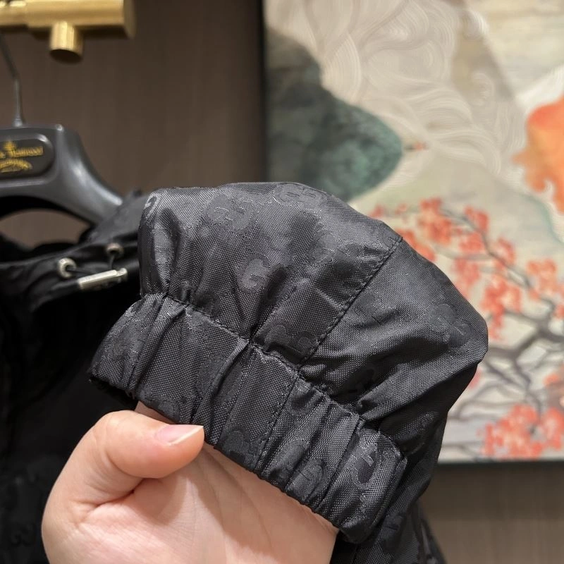 Gucci Outwear Sophisticated 128095