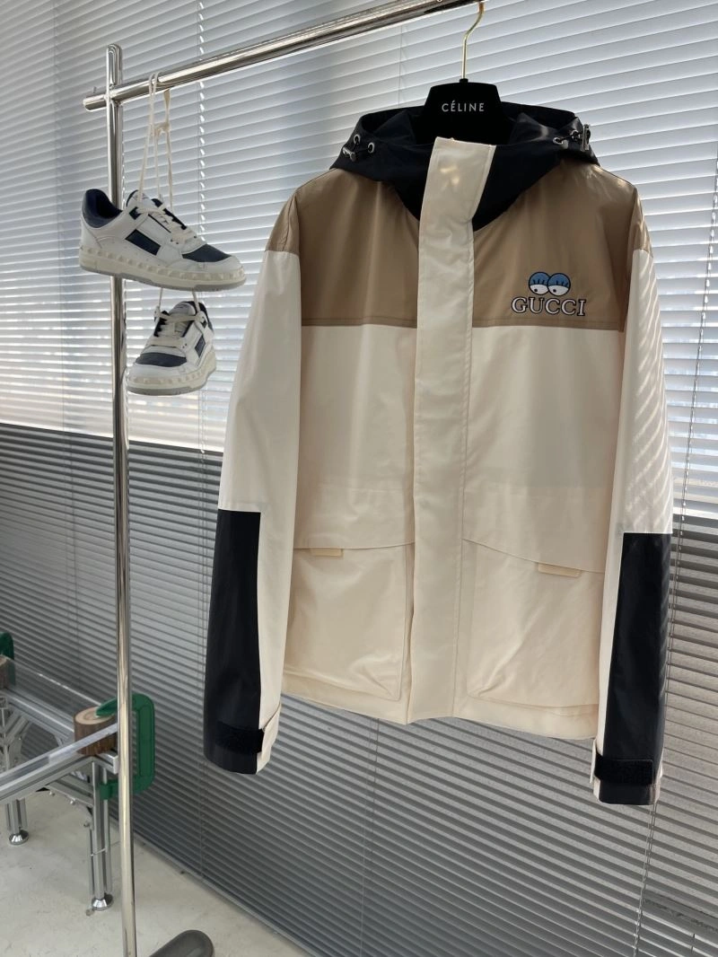 ZipUp Gucci Outwear 128111
