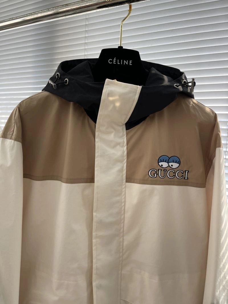 ZipUp Gucci Outwear 128111