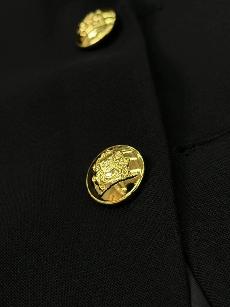 Gucci Outwear Comfortable 128107