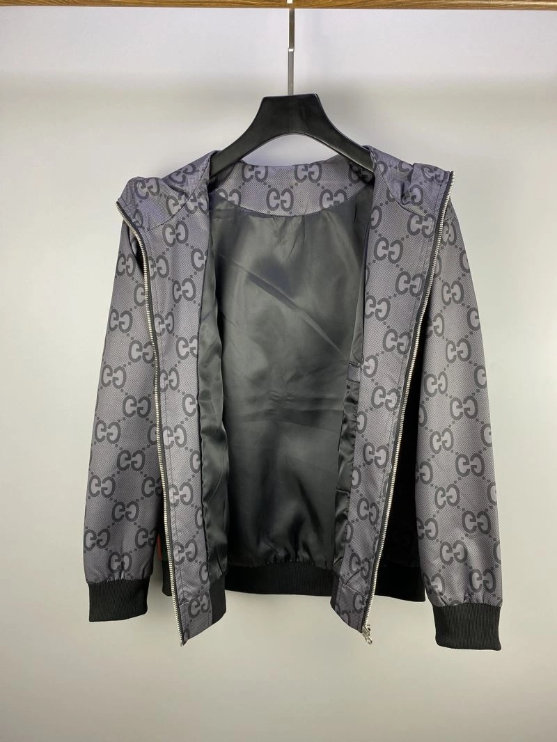 Stretchable Gucci Outwear 128108
