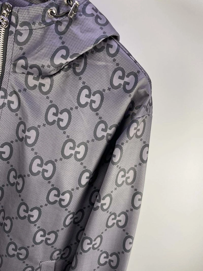 Stretchable Gucci Outwear 128108