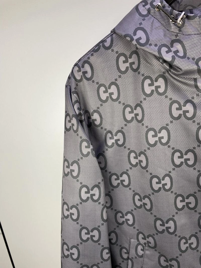 Stretchable Gucci Outwear 128108