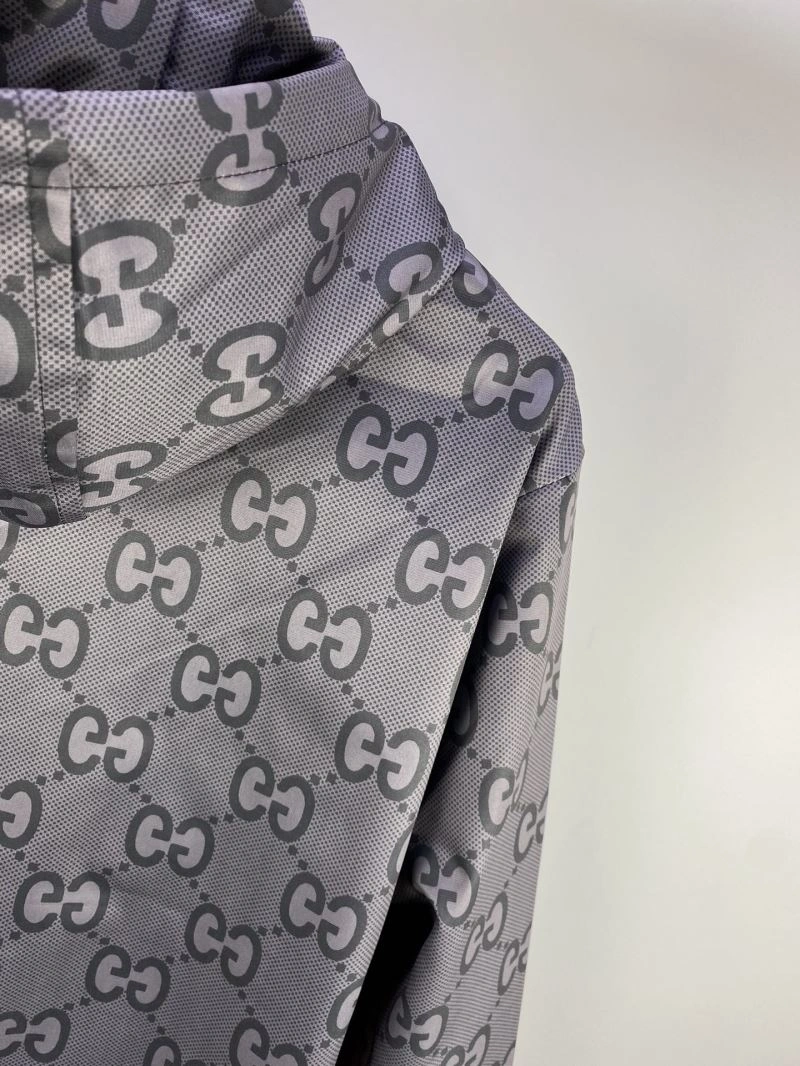 Stretchable Gucci Outwear 128108
