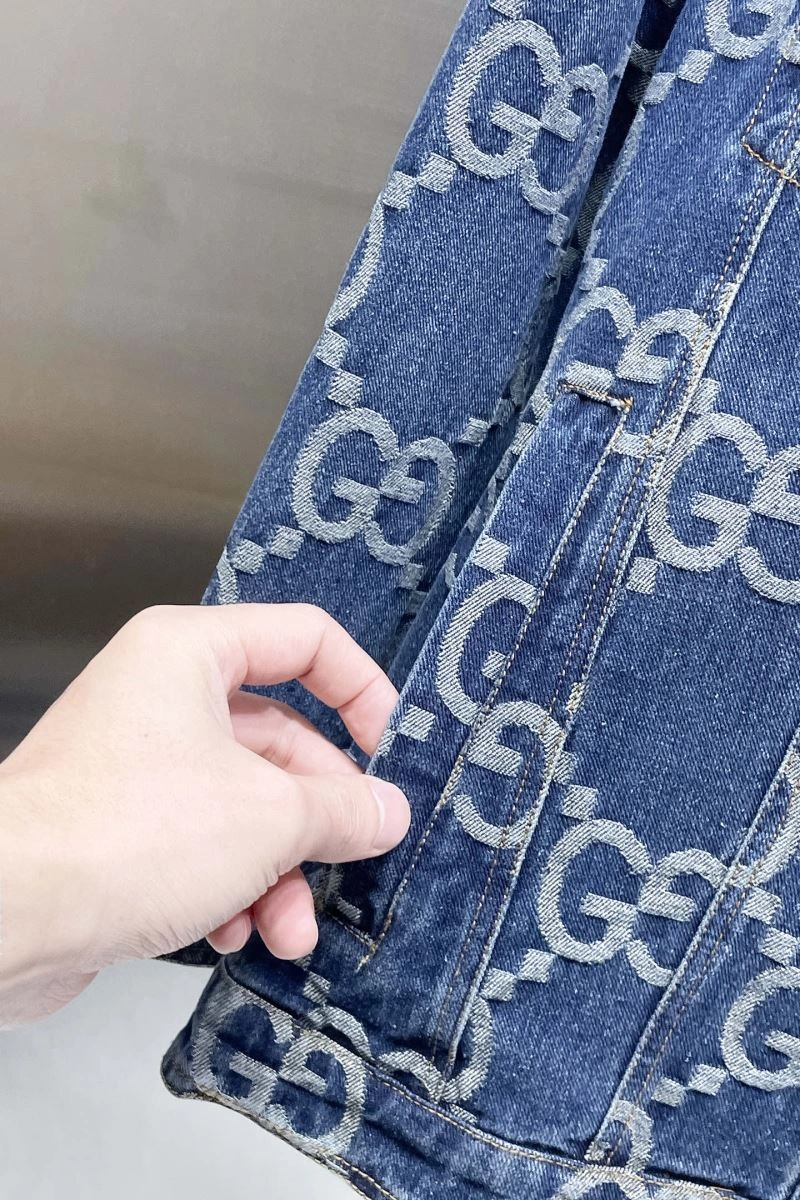 Gucci Outwear OdorResistant 128087
