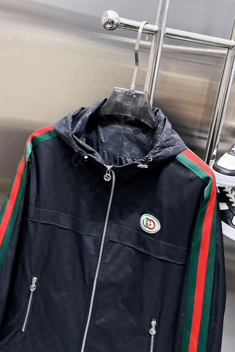 Resilient Gucci Outwear 128094
