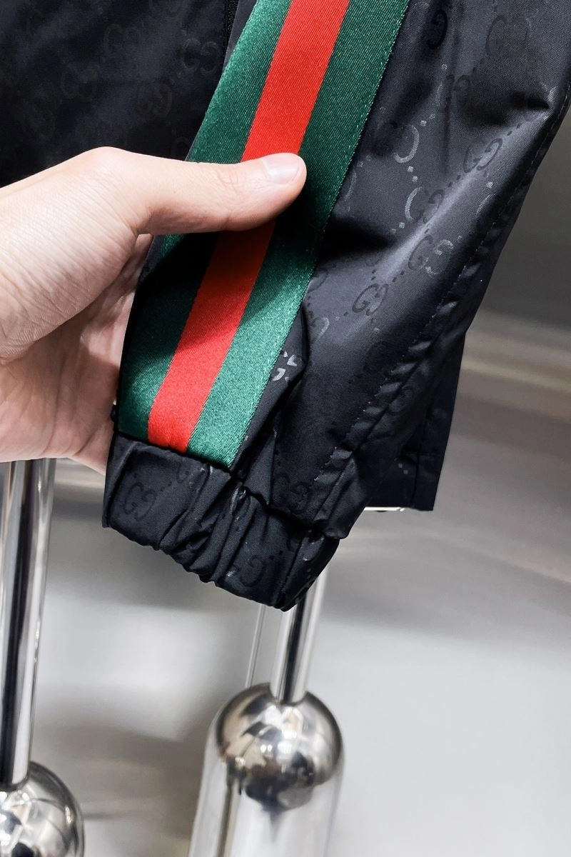 Resilient Gucci Outwear 128094