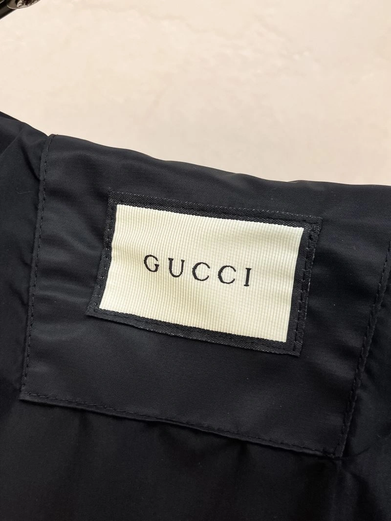 Elegant Gucci Outwear 128086
