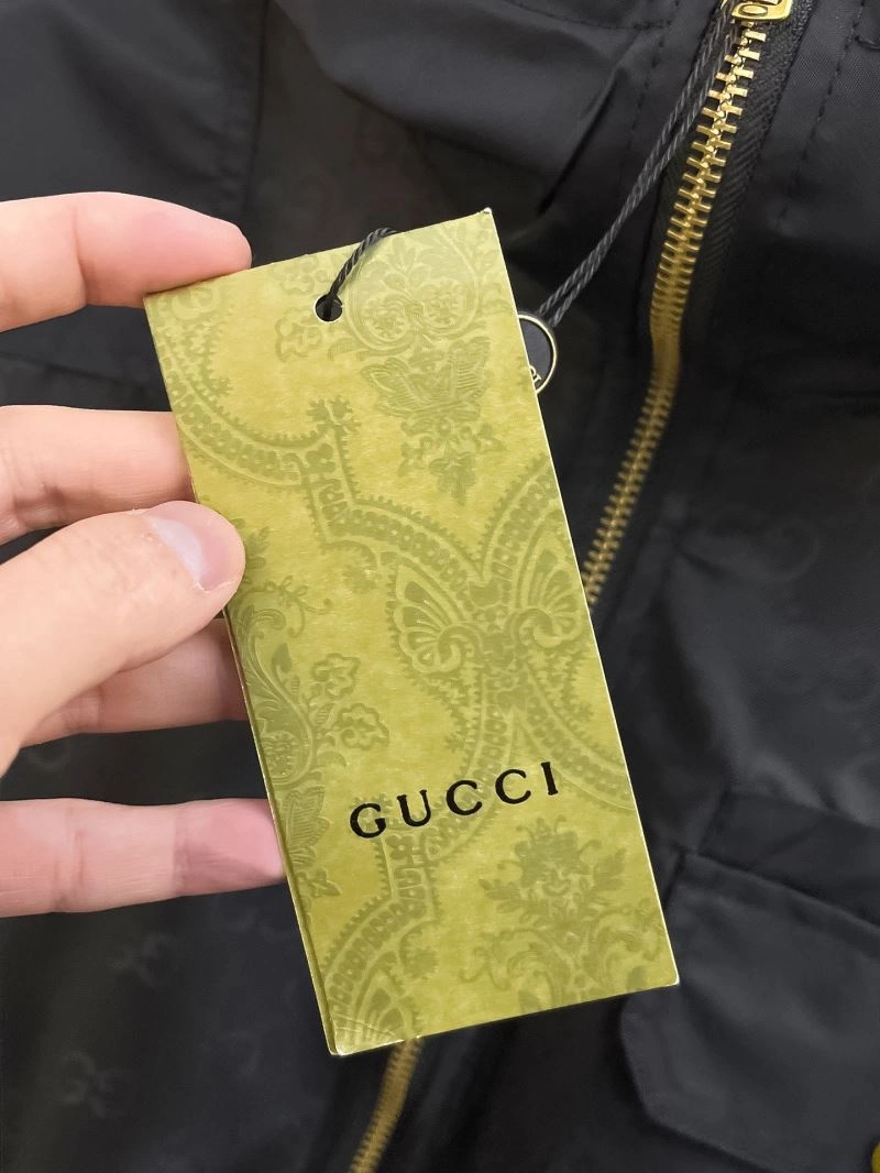 Elegant Gucci Outwear 128086