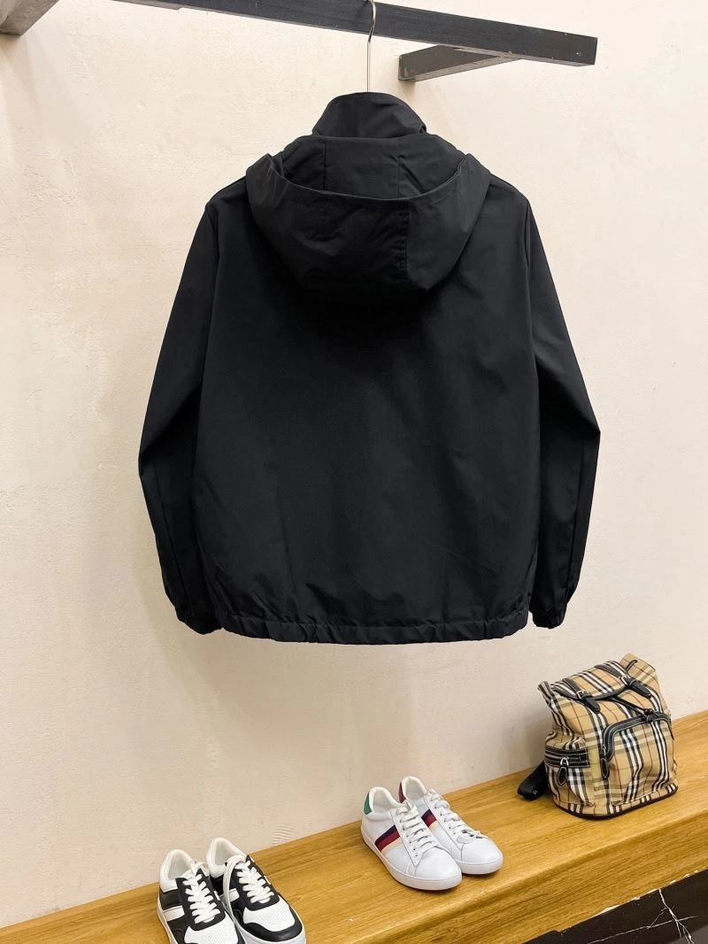 Durable Gucci Outwear 128085