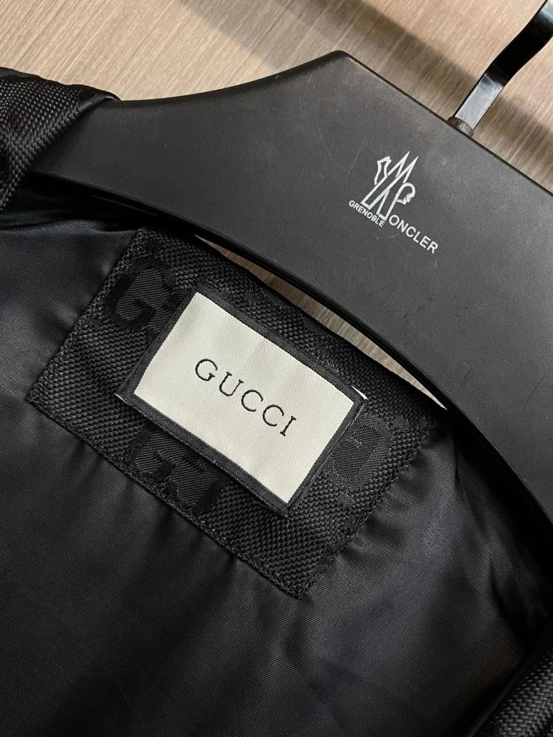 Breathable Gucci Outwear 128081