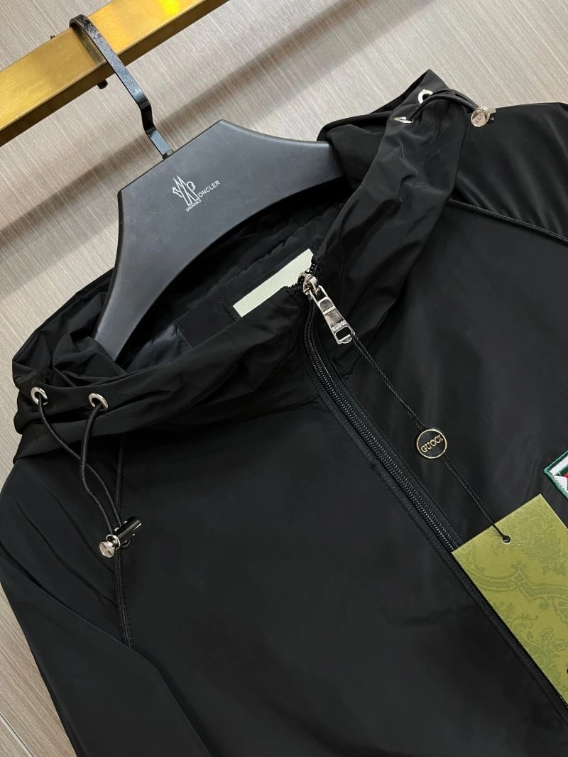 Gucci Outwear Premium 128075