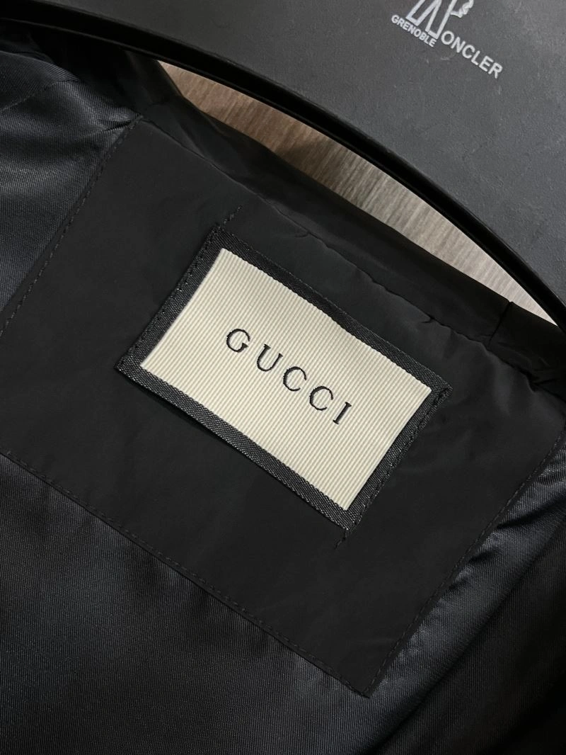 Gucci Outwear Premium 128075