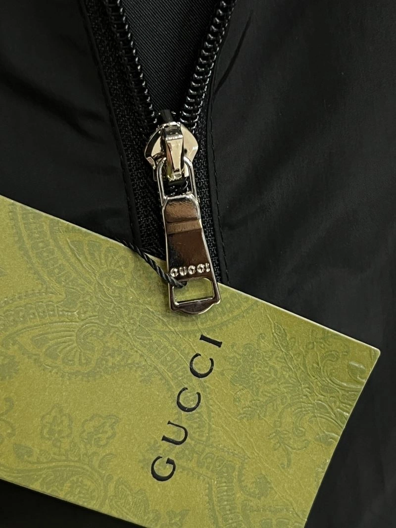 Gucci Outwear Premium 128075