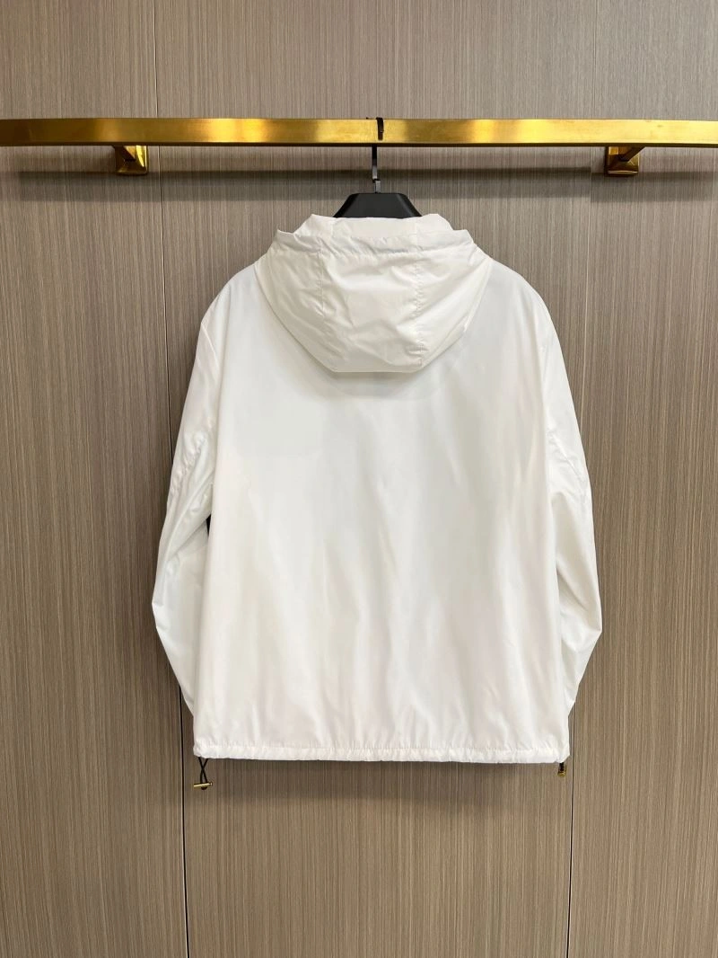 Gucci Outwear Versatile 128054