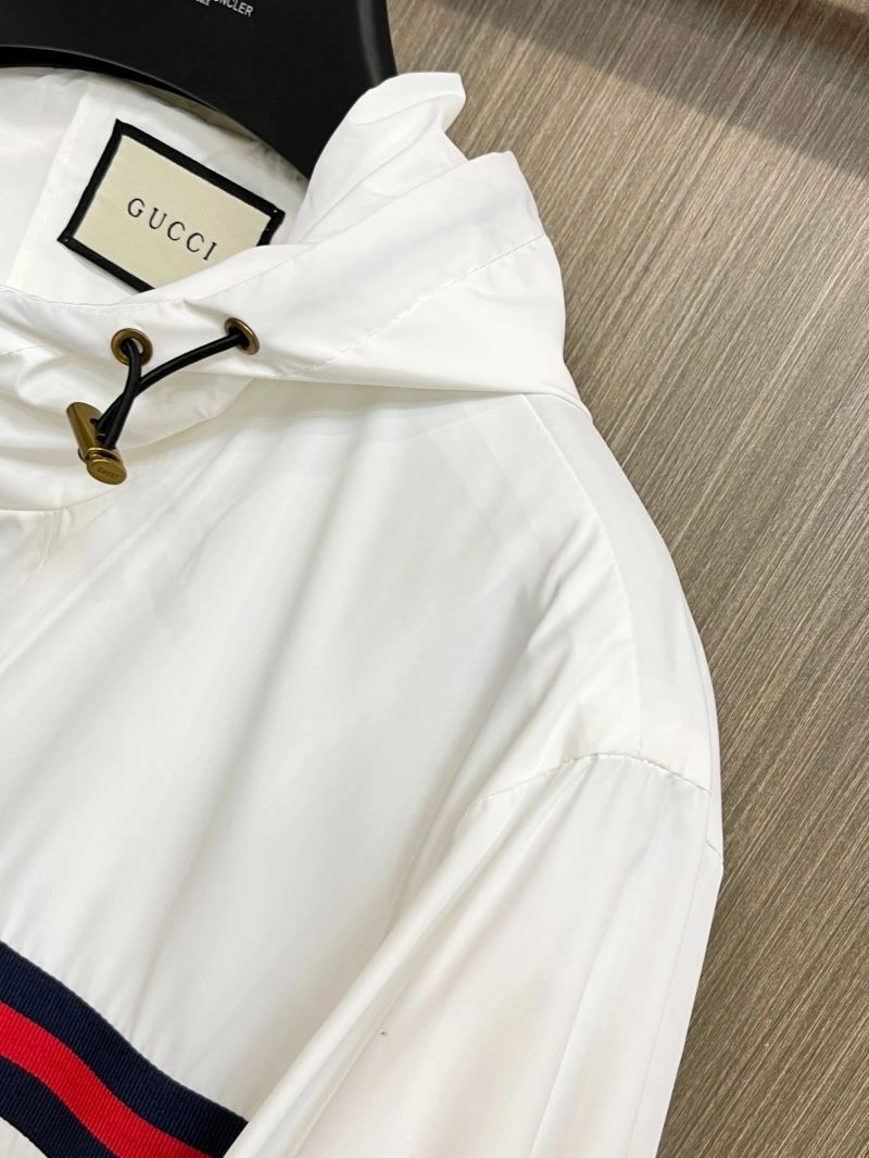 Gucci Outwear Versatile 128054