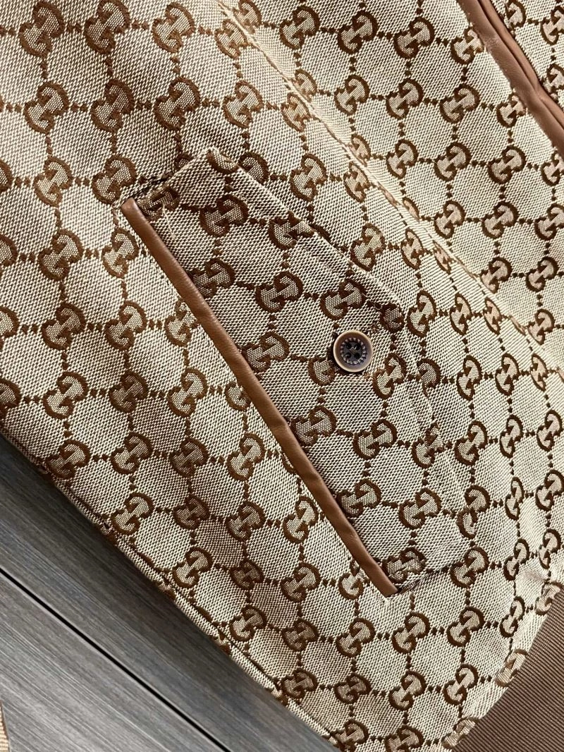 Gucci Outwear Versatile 128051