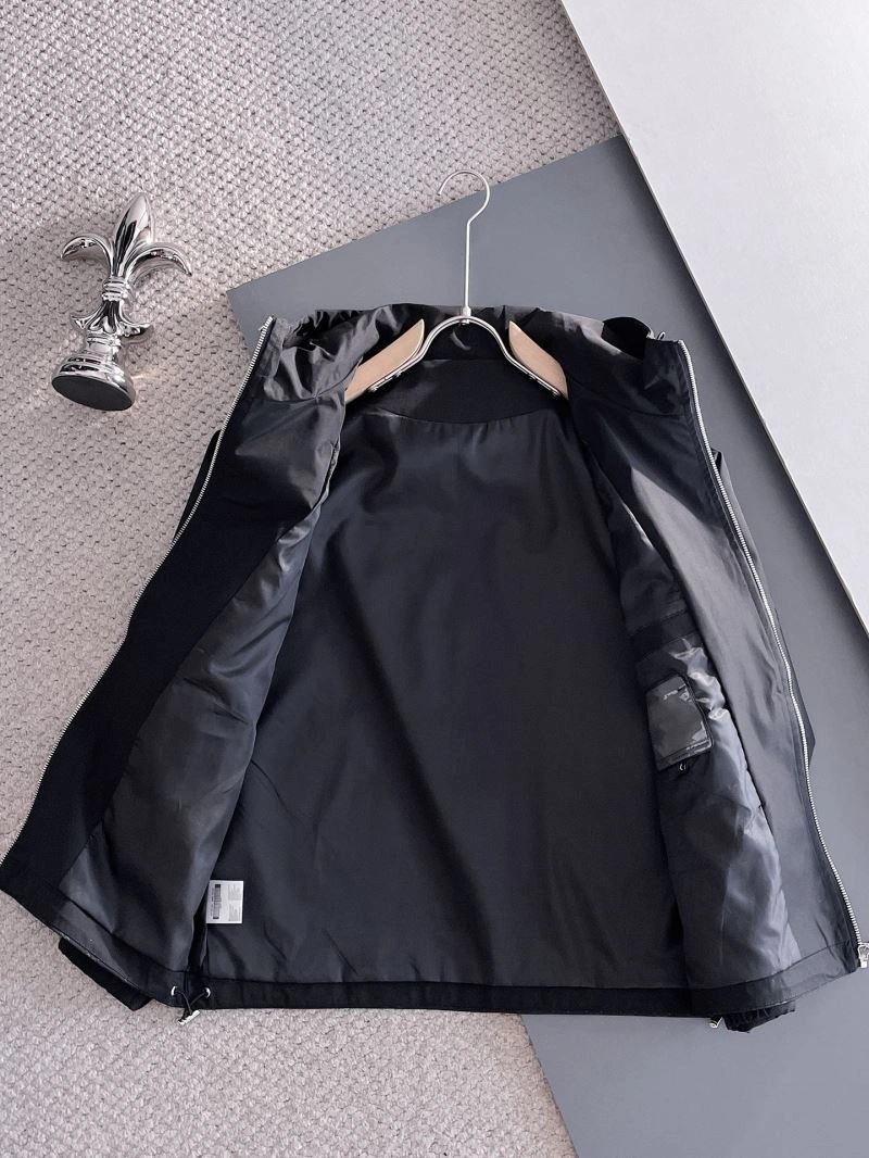 Gucci Outwear Versatile 128069