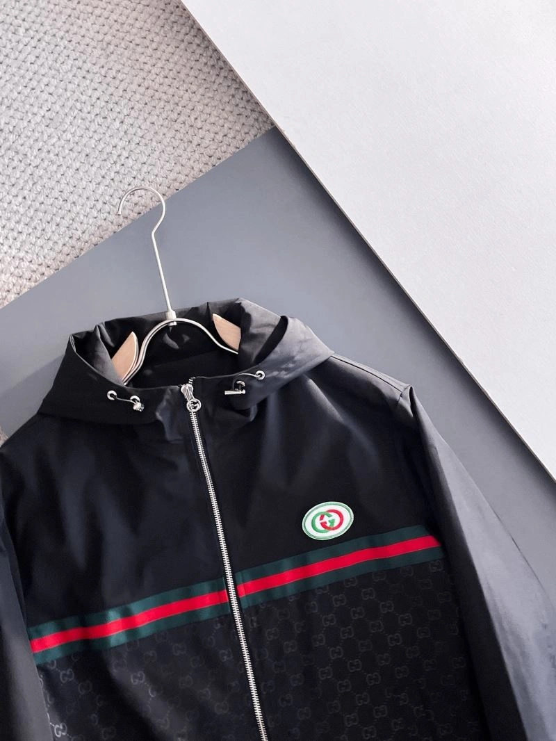 Gucci Outwear Versatile 128069