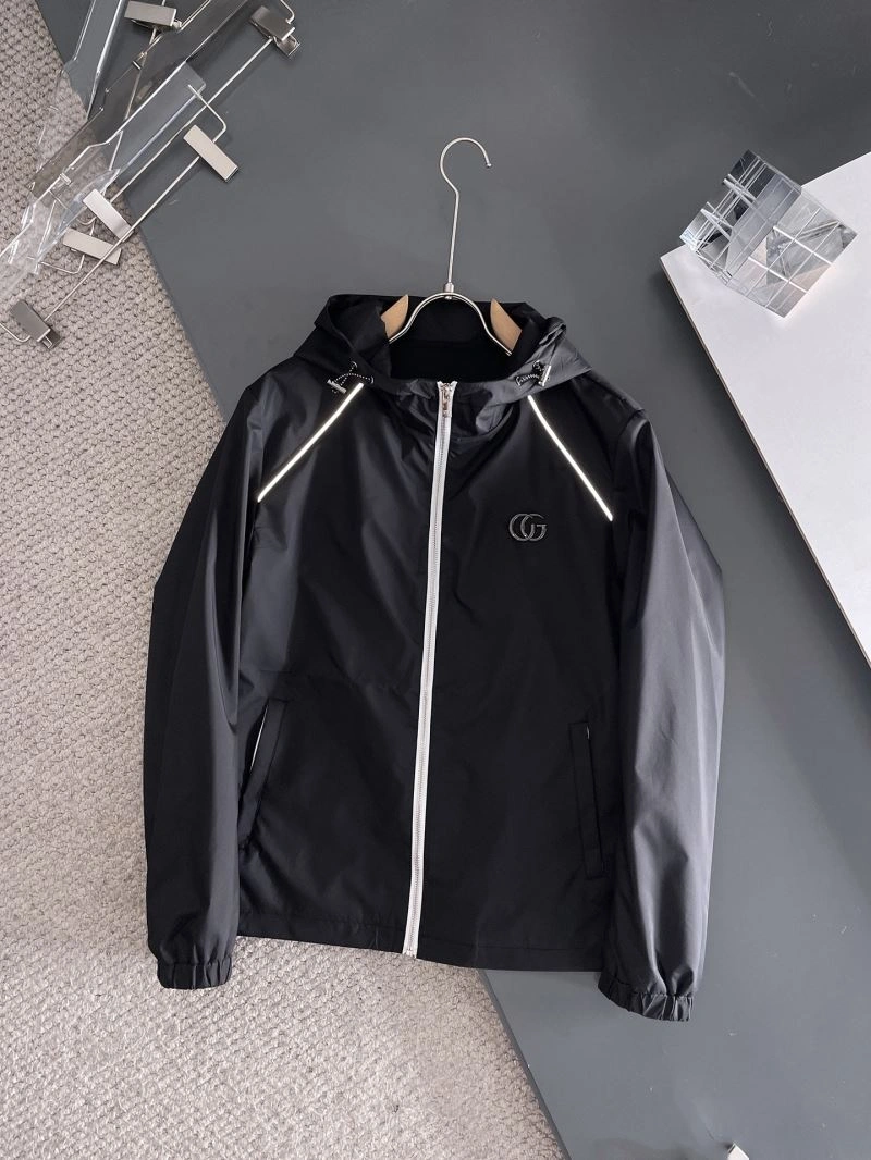 Practical Gucci Outwear 128056