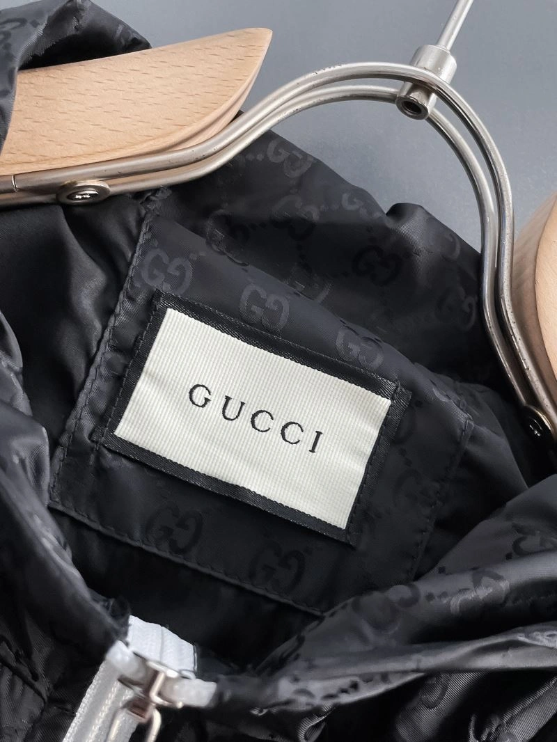 Gucci Outwear TechFriendly 128077