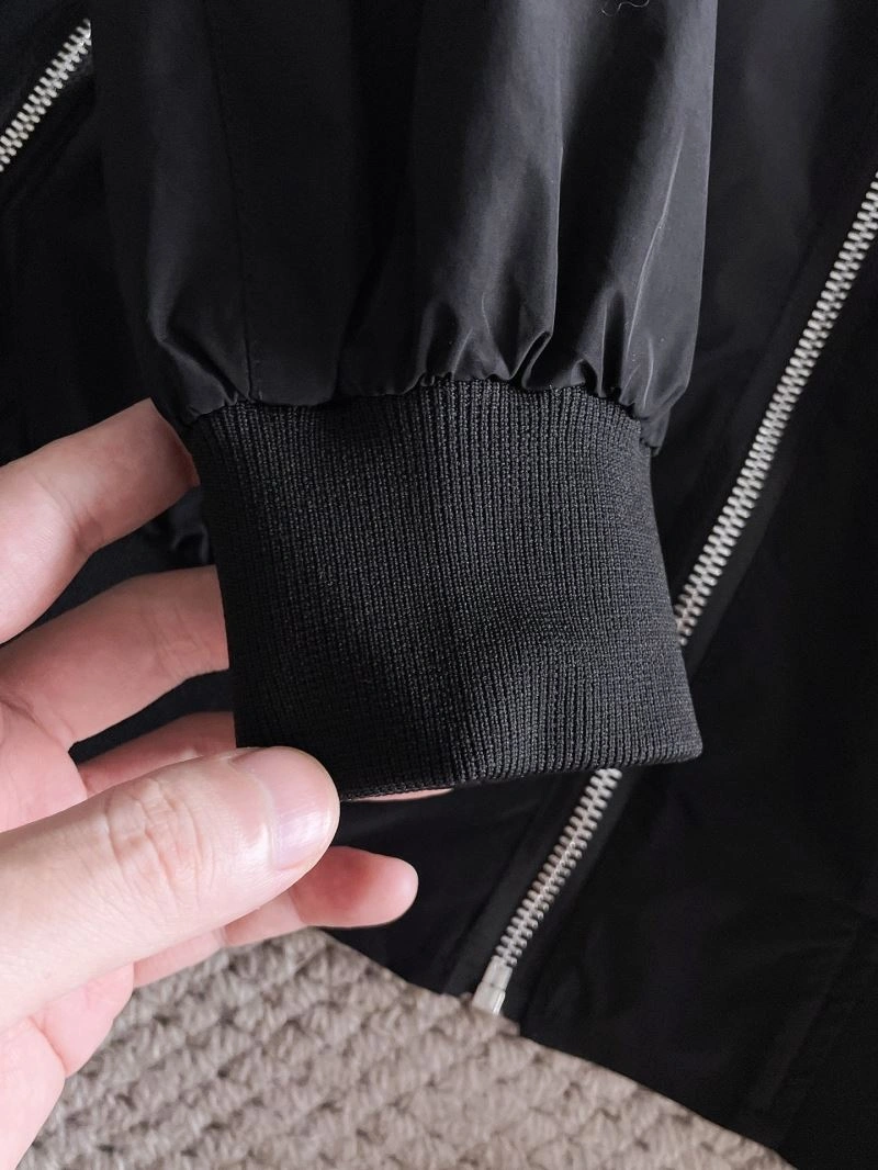 AllSeason Gucci Outwear 128079
