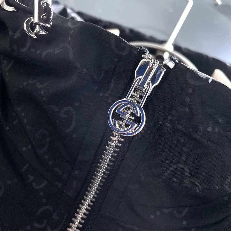 Gucci Outwear FlexibleFit 128047