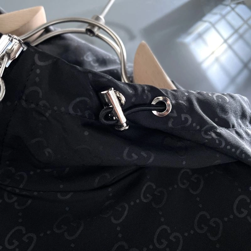 Gucci Outwear FlexibleFit 128047