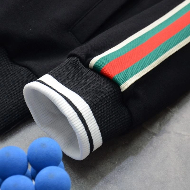 Chic Gucci Outwear 128045