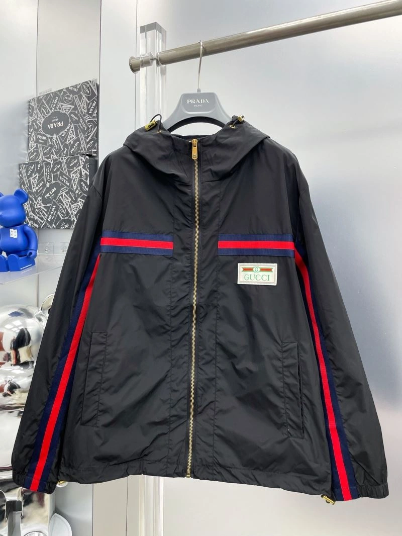 HighPerformance Gucci Outwear 128035