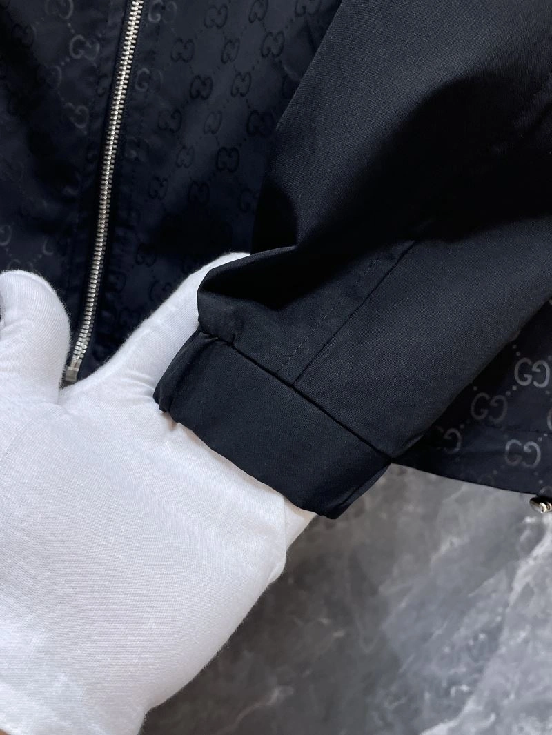 Gucci Outwear StreetReady 128022