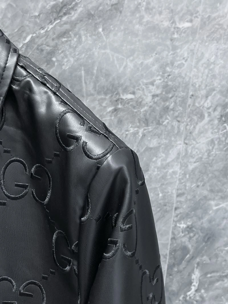 Stretchable Gucci Outwear 128046