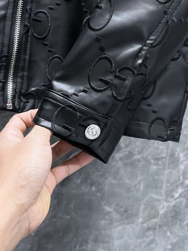 Stretchable Gucci Outwear 128046