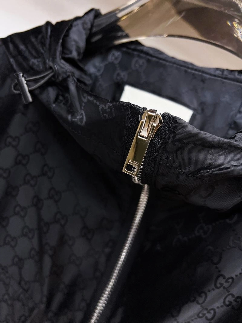 Elegant Gucci Outwear 127747