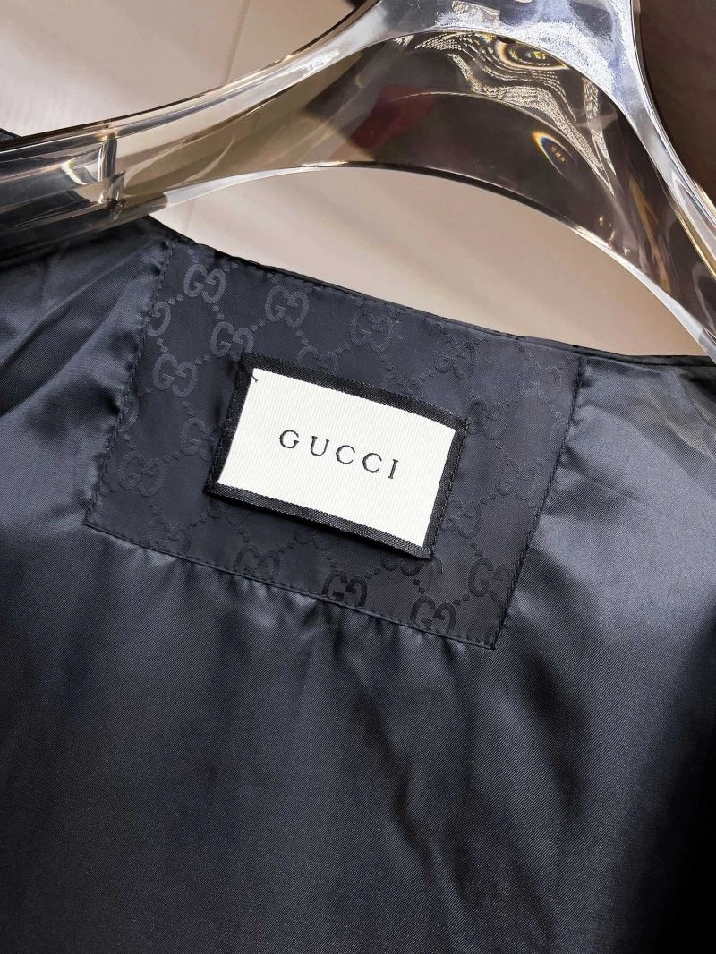 Elegant Gucci Outwear 127747