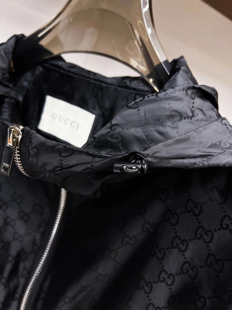Elegant Gucci Outwear 127747