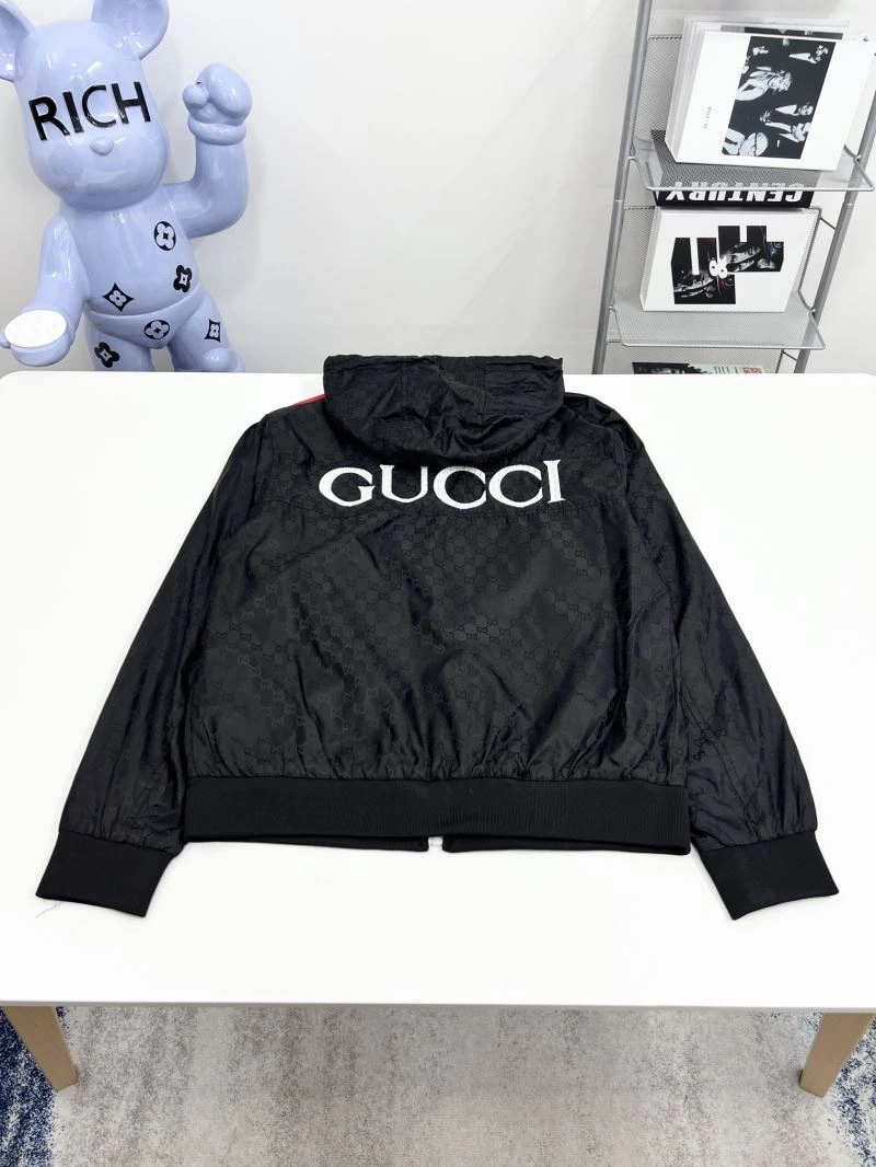 Compact Gucci Outwear 127719