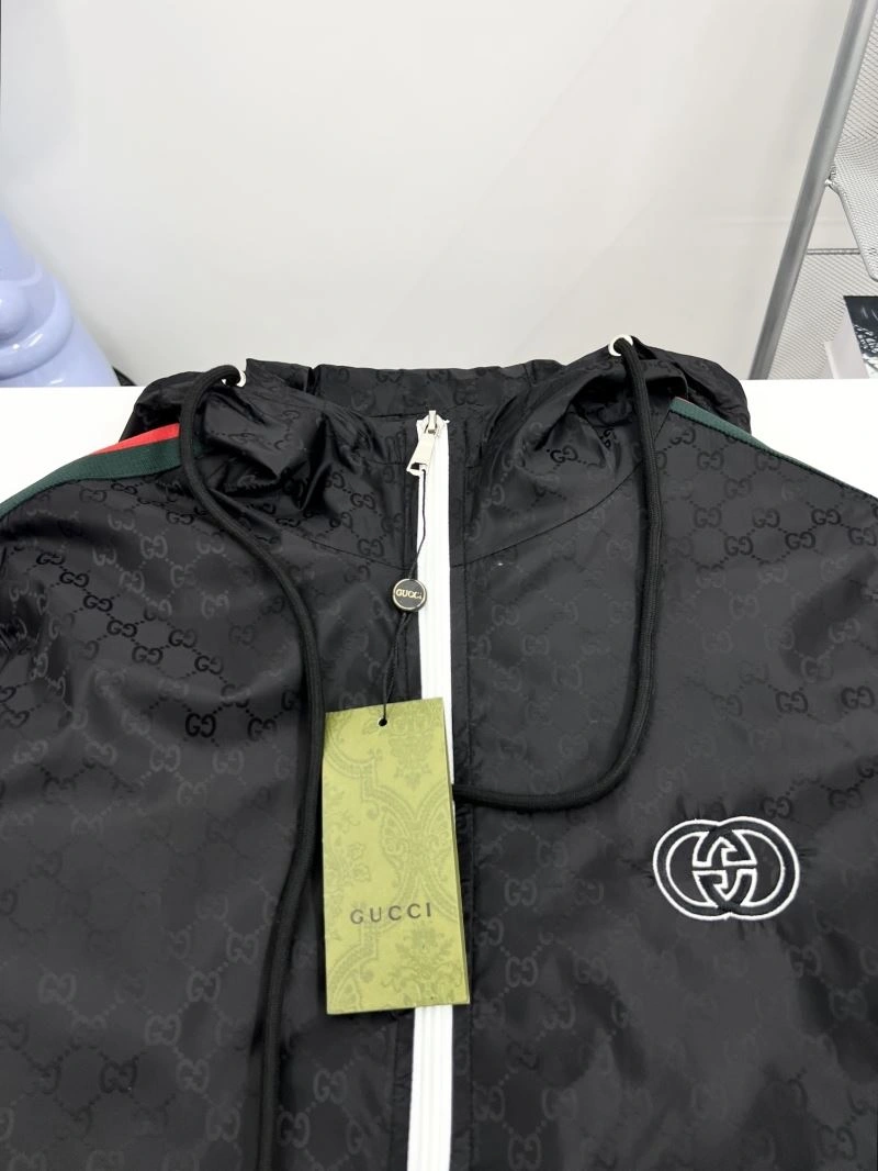 Compact Gucci Outwear 127719