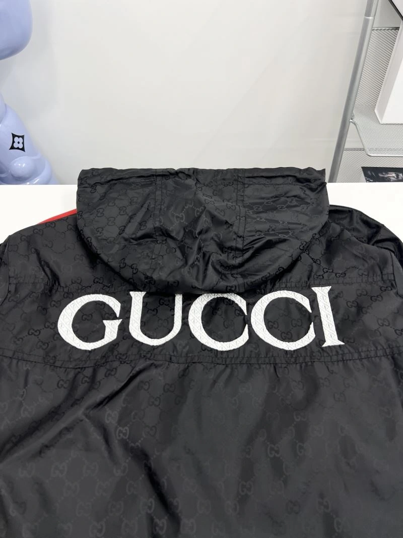 Compact Gucci Outwear 127719