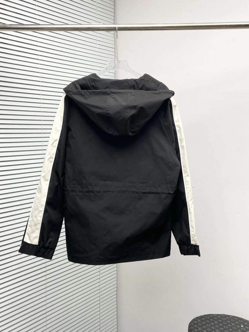 Gucci Outwear Comfortable 127714
