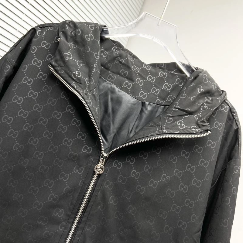 Gucci Outwear Breathable 127718