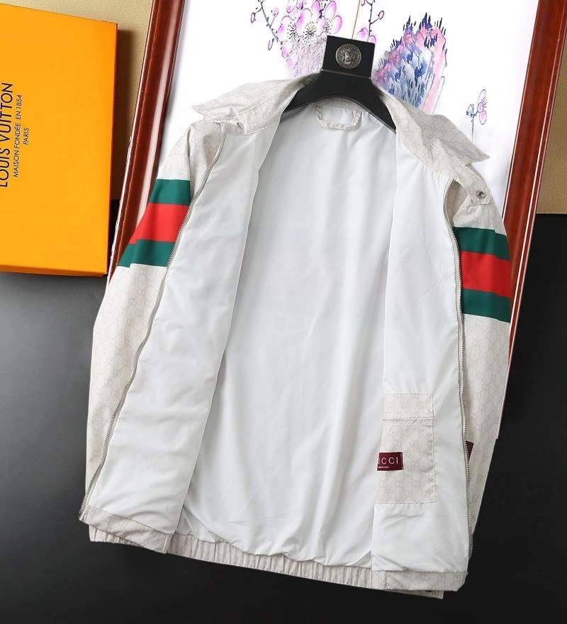 Gucci Outwear Sophisticated 127706