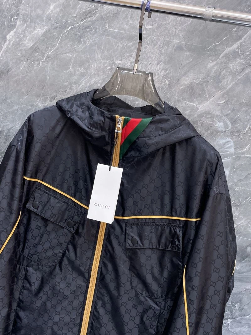 Gucci Outwear EasyMatch 127679