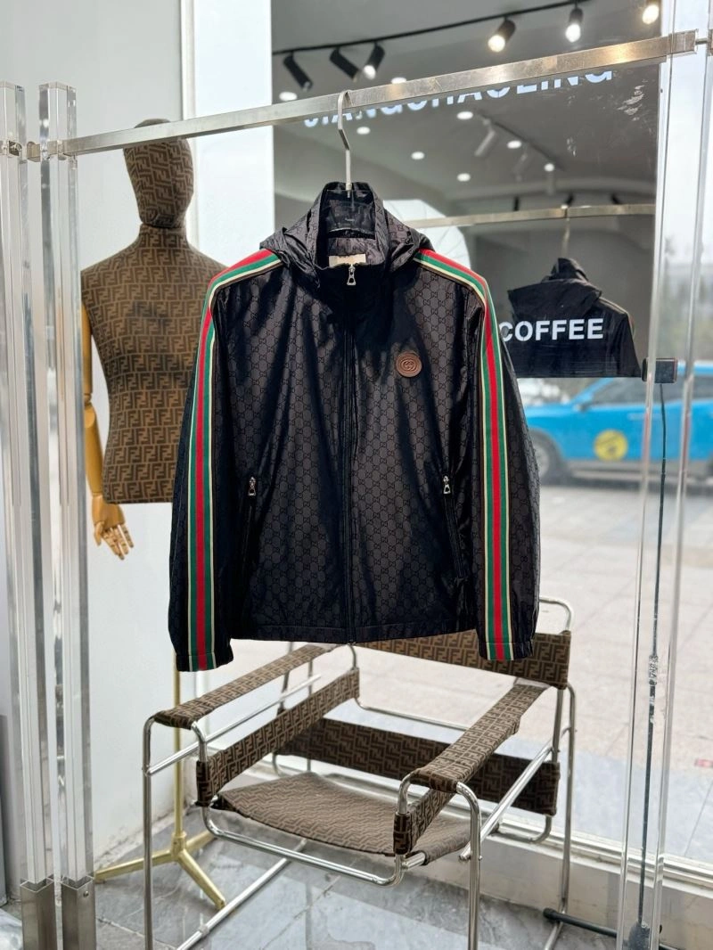 Gucci Outwear Breathable 127695