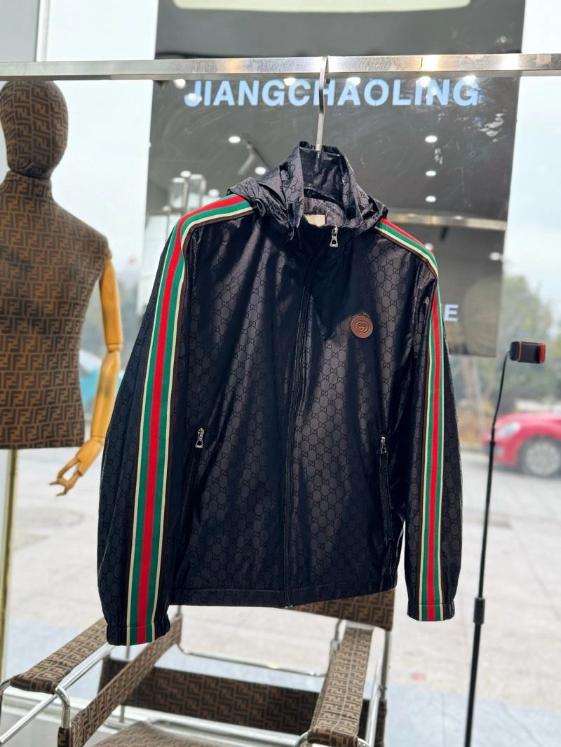 Gucci Outwear Breathable 127695