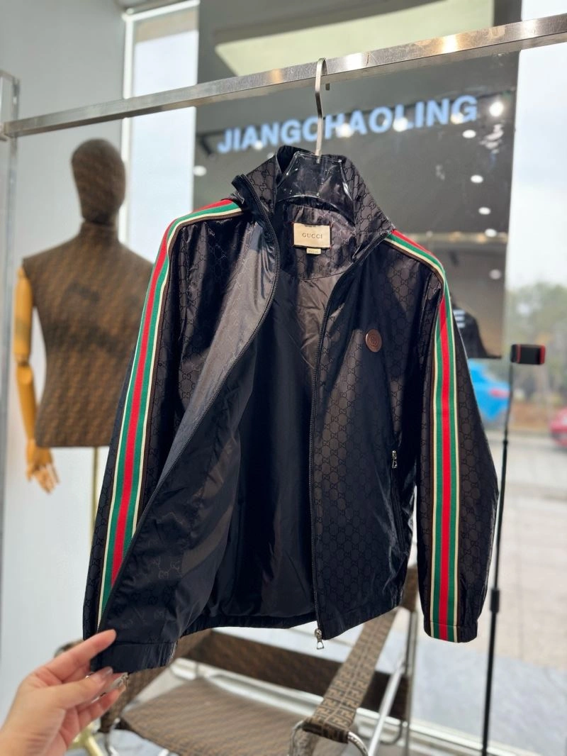 Gucci Outwear Breathable 127695