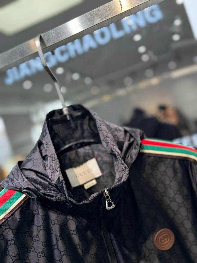 Gucci Outwear Breathable 127695