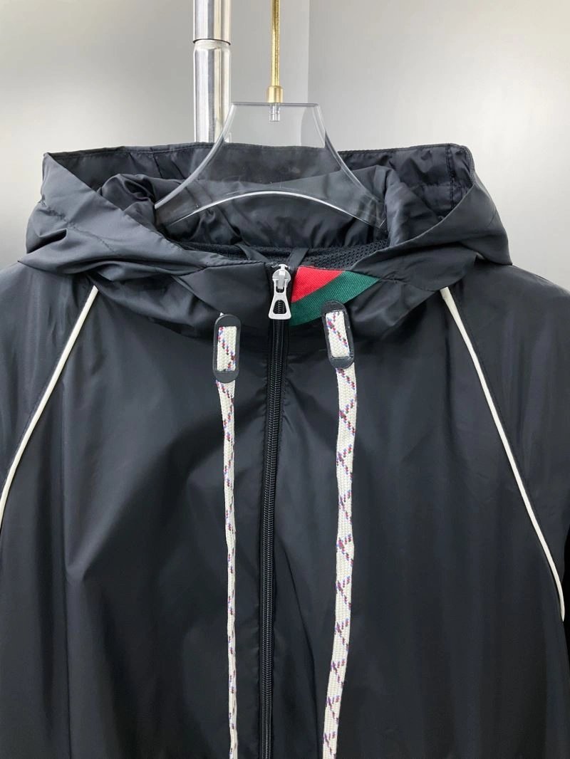 Minimalist Gucci Outwear 127694