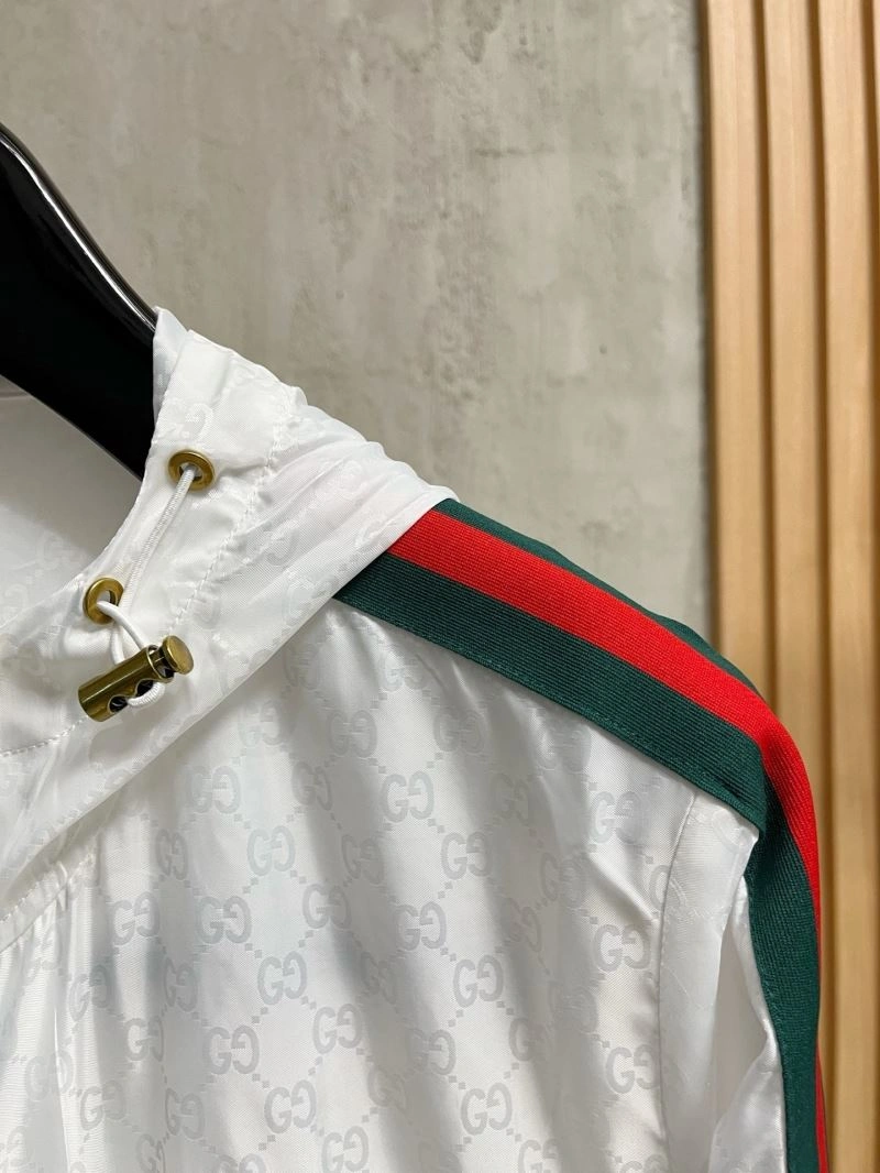 Breathable Gucci Outwear 127693