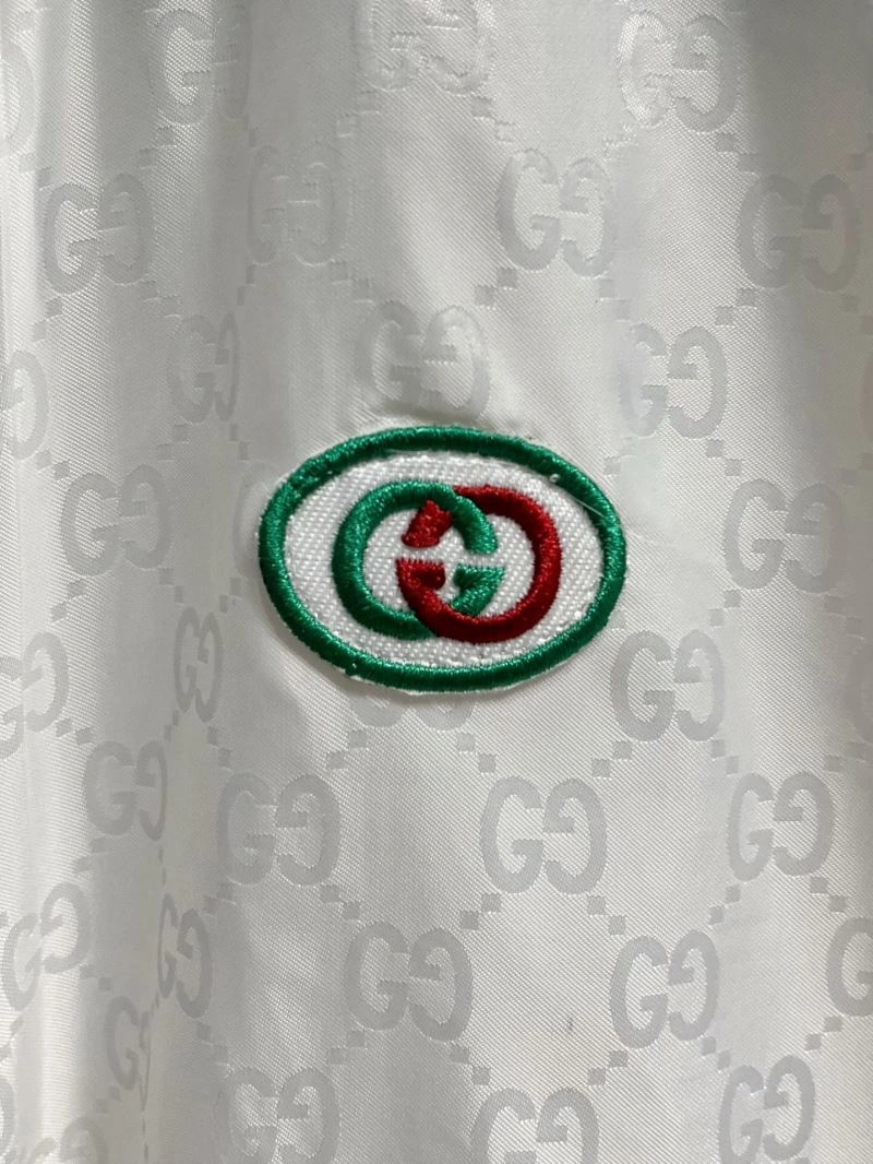 Breathable Gucci Outwear 127693
